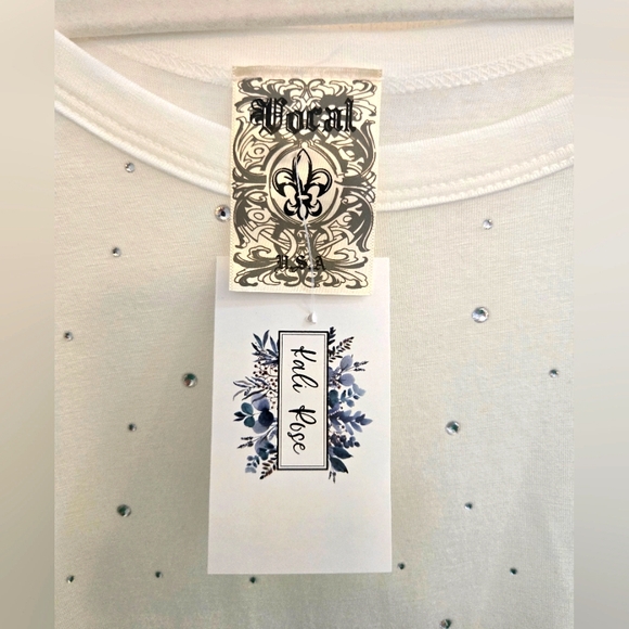 Vocal NWOT Womens White Top With Bling - Picture 6 of 8